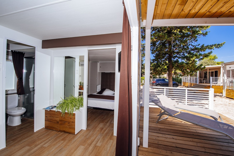 Others 5, ZATON HOLIDAY RESORT MOBILE HOMES, Nin