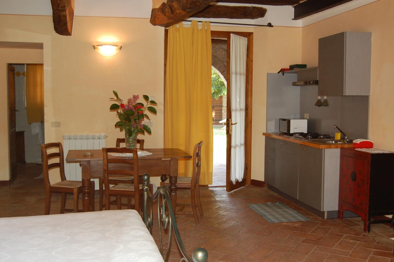 Others 5, Agriturismo Casagrande, Siena