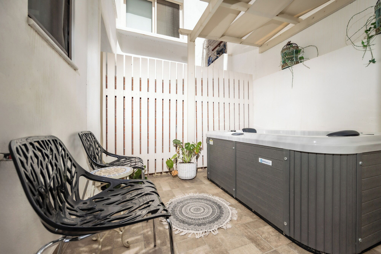 Bathroom 3, Naxos Chora Modern Dream w Patio Jacuzzi, South Aegean