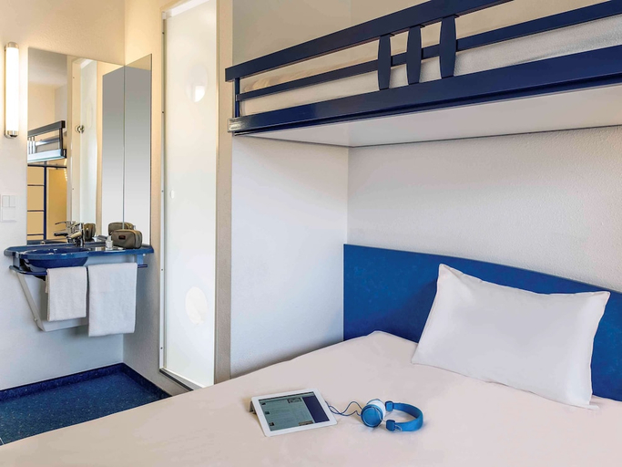 Bedroom 3, ibis Budget Graz City, Graz