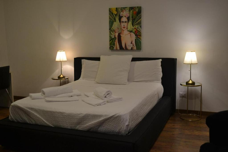 Others 2, Bed & breakfast Frida, Catania