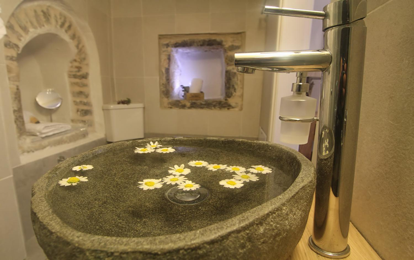 Bathroom 4, Mesta Mastic, North Aegean