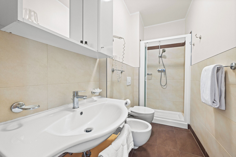Bathroom 3, Residence Lagorai, Trento