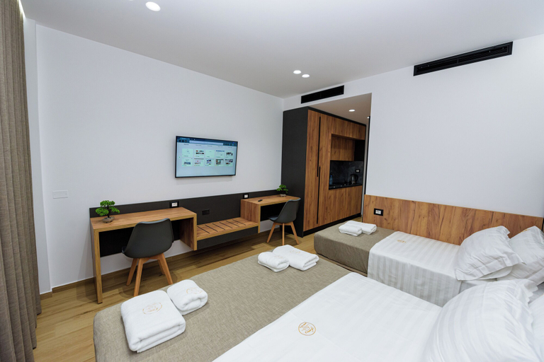 Bedroom 2, Kevin's Aparthotel, Vlorës
