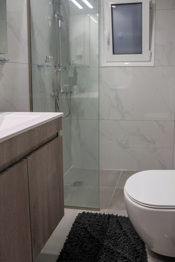 Bathroom 2, Brand New Pagrati Apt Modern Comfort, Attica