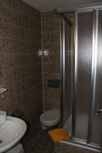 Bathroom 3, Gasthaus Mosle, Emmendingen