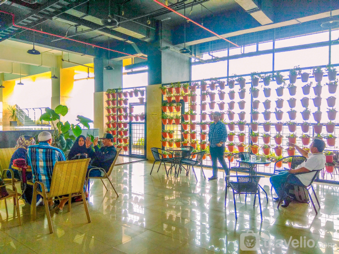 Food & Drinks, Comfortable Studio Apartment at Atlanta Residences By Travelio, Depok