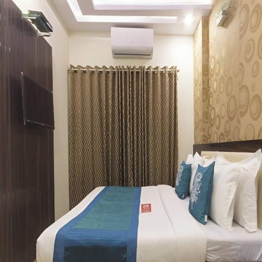 Bedroom, Bramharaj By Glitz Hotels, Thane