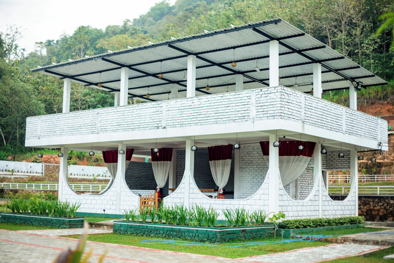 Exterior & Views, Capital Resort Inn, Moneragala