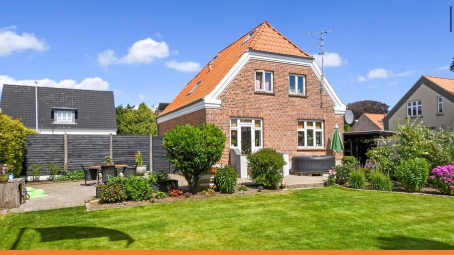 2, Villa i Herning, 200 meter fra gagaden, Herning