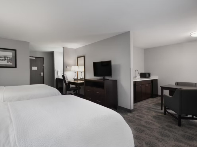 Bedroom 3, Garner Hotel AUBURN - SEATTLE, King