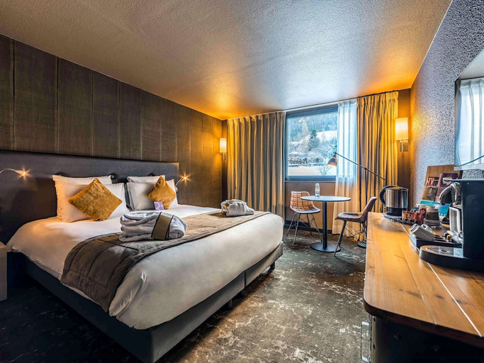 Bedroom 3, Big Sky Hotel, Haute-Savoie