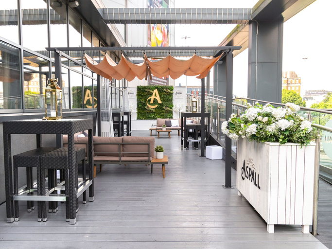 Food & Drinks 5, Park Regis Birmingham, Birmingham