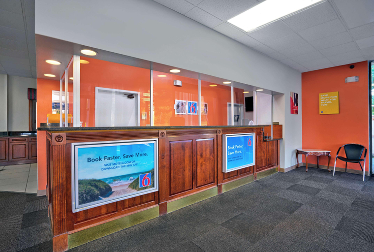 Public Area 2, Motel 6 Seaford, DE, Sussex