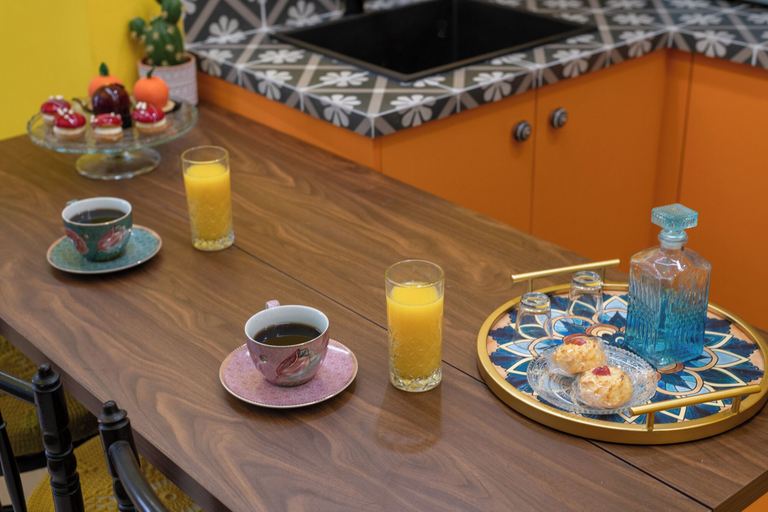 Food & Drinks, Frida's Apartment, Crete