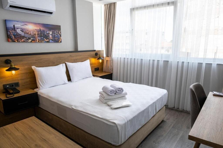 Bedroom 2, Comfort Center, Merkez
