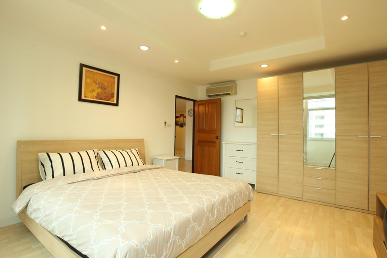 Bedroom 24