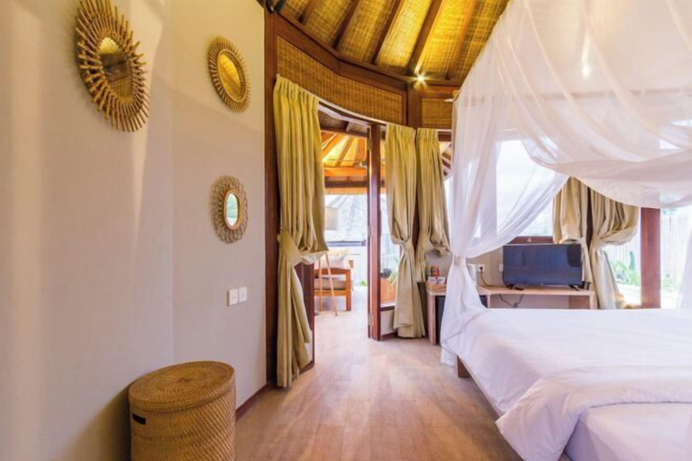 Bedroom 30