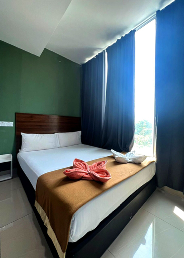 Bedroom 12