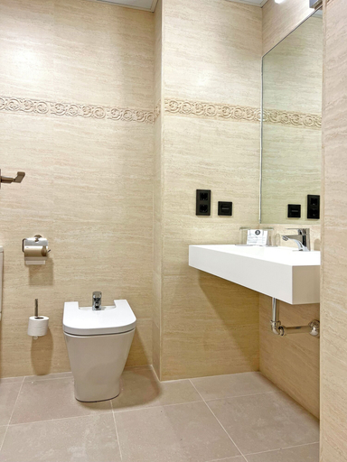 Bathroom 5, Petit Palacio Santa María, formerly known as Soho Boutique Puerto, Cádiz