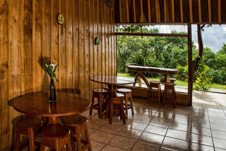 Food & Drinks 4, Cabinas Capulin & Farm, Puntarenas