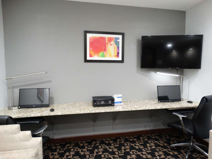Others 4, Overland Park Hotel, Johnson