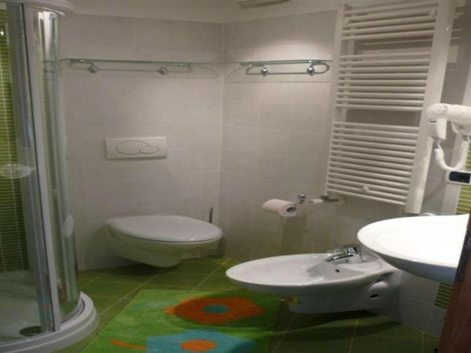 Others 5, Andreis Apartments, Verona