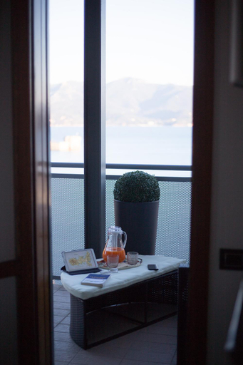Others 5, B & B La Terrazza sul mare, Livorno
