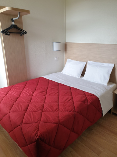 Bedroom 3, Premiere Classe Cergy Saint Christophe, Val-d'Oise