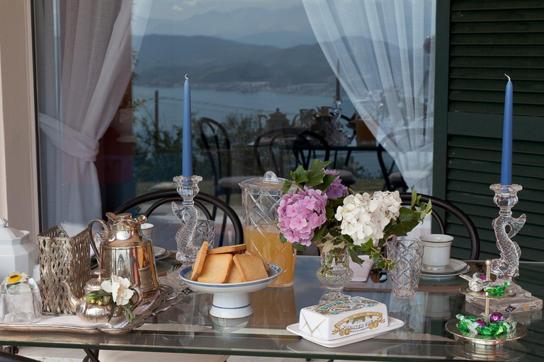 Food & Drinks 5, Villa Bellosguardo Apartments, La Spezia