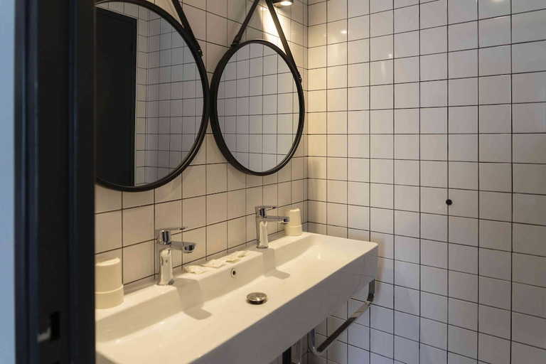 Bathroom 3, Hotel Sub, Hauts-de-Seine