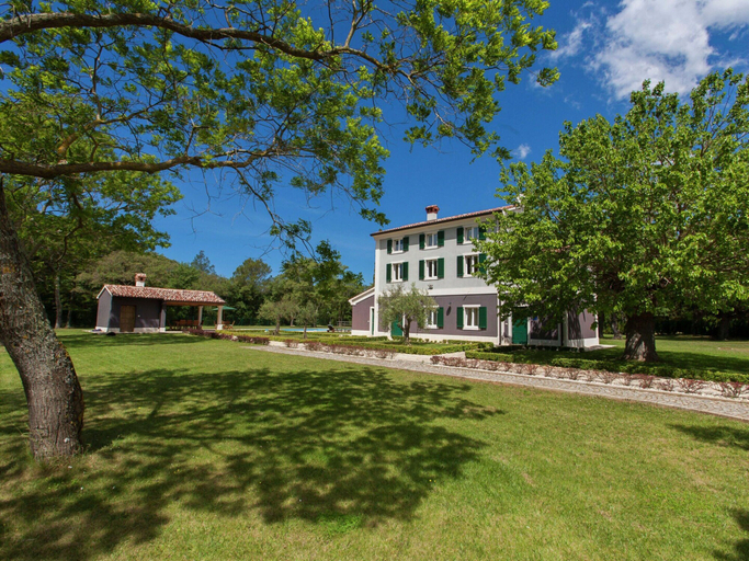Exterior & Views 2, Beautiful Villa With Swimming Pool, Vodnjan