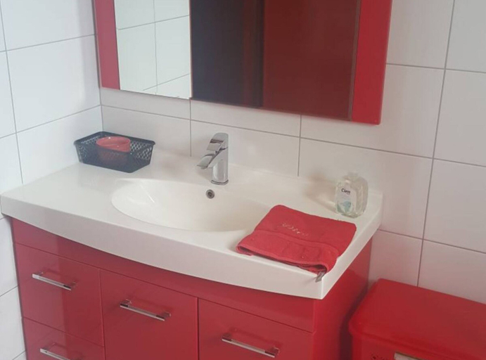 Bathroom 4, Apartments Lucija & Andora, Kaštela
