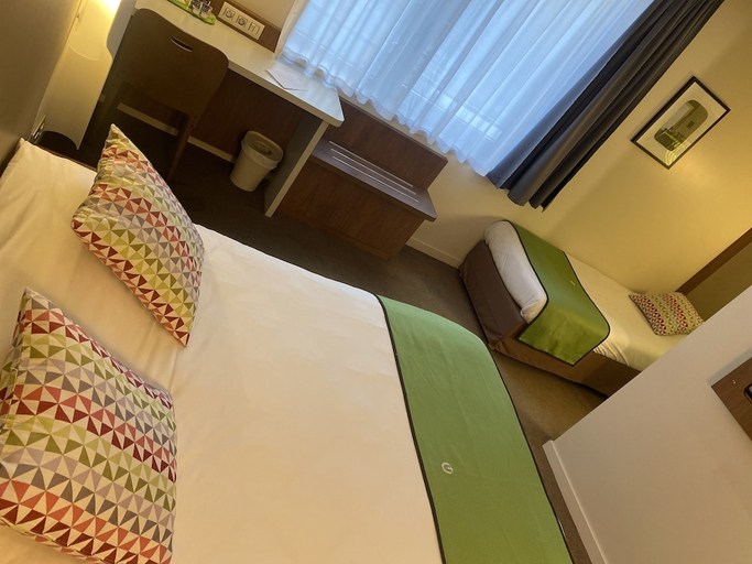 Bedroom 3, Campanile Annemasse Centre - Gare, Haute-Savoie