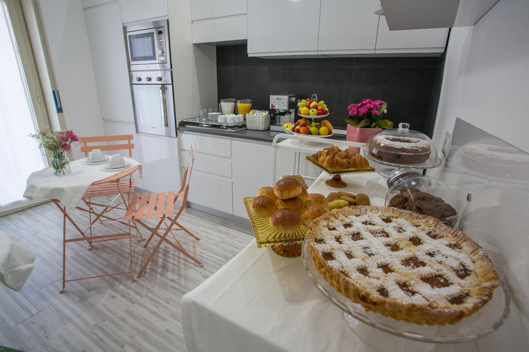 Others 3, B&B al Centro, Messina