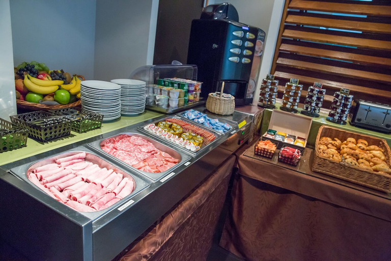 Food & Drinks 5, RESIDHOTEL GALERIE TATRY, Gironde