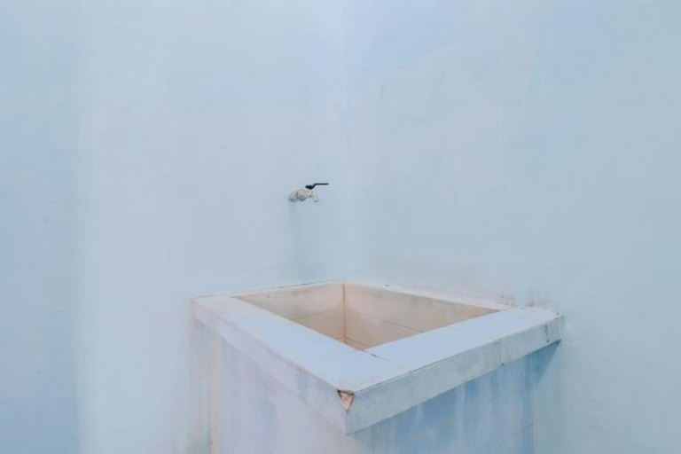 Bathroom 15