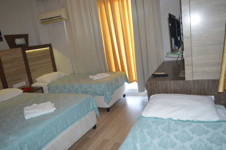 Bedroom 3, Selinus Beach Club Hotel, Gazipaşa