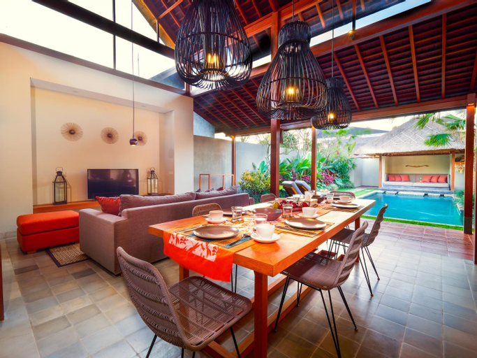 Dining Room 1