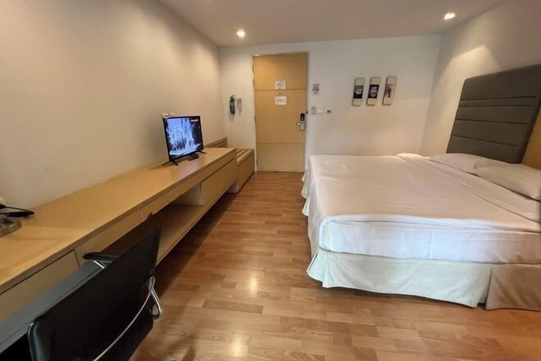 Bedroom 9