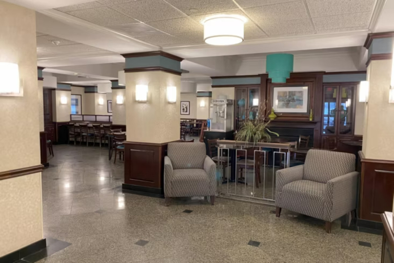 Public Area 3, TROY INN & SUITES, Oakland