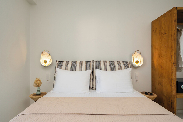 Bedroom 3, àlas cycladic suites, South Aegean
