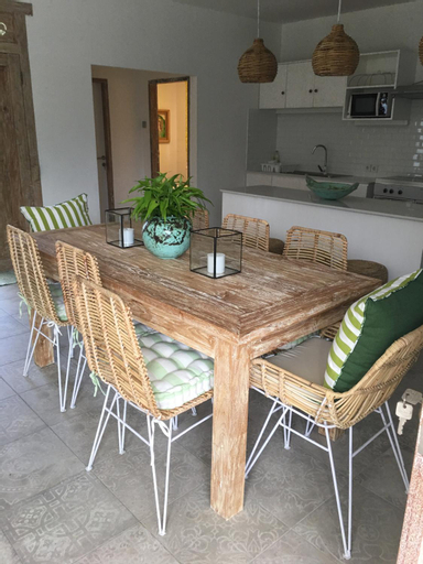 Dining Room 21