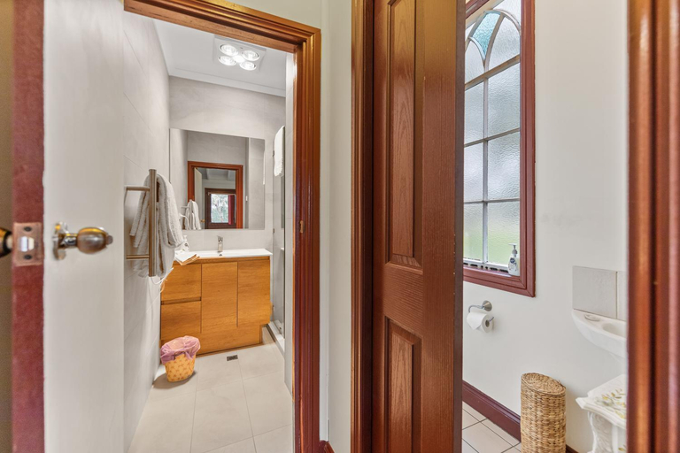 Bathroom, Clare Valley Cabins, Clare and Gilbert Valleys