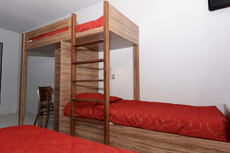 Bedroom 4, Hôtel du Parc Pirates, Vienne