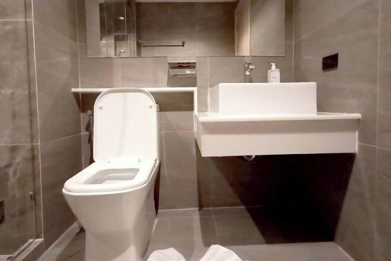 Bathroom 8