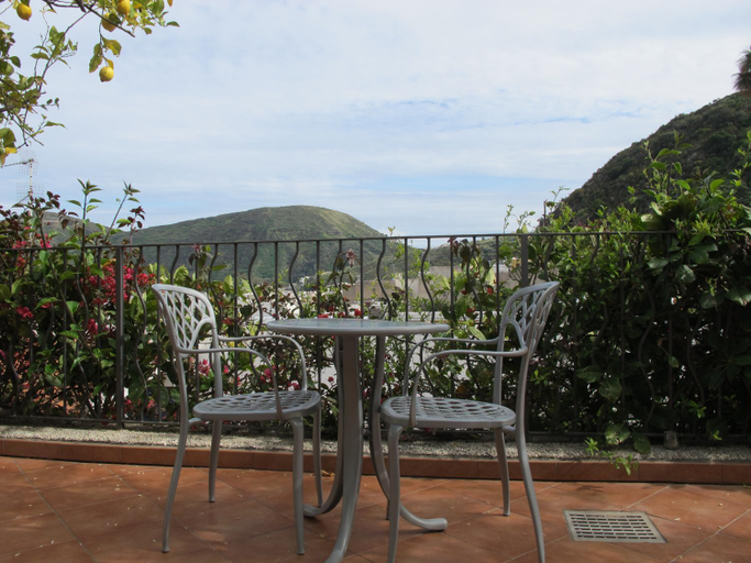 Others 5, Hotel Residence La Villetta, Messina