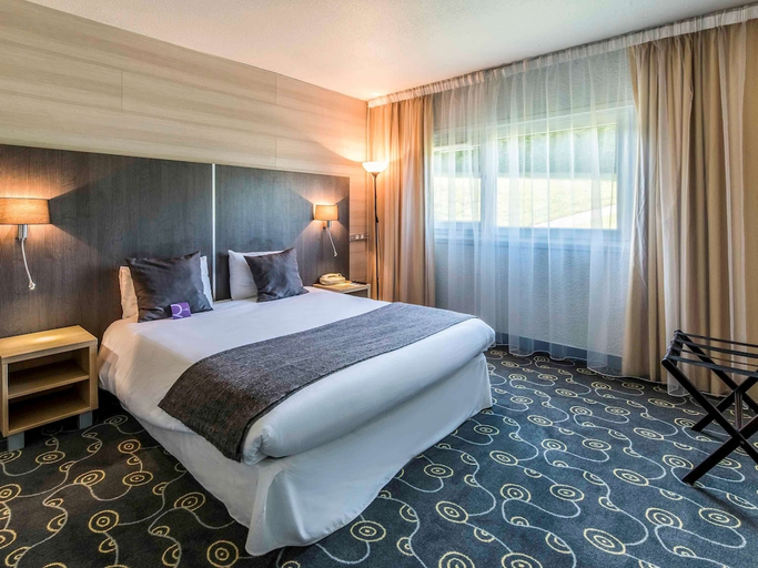 Bedroom 3, Hôtel Mercure Annecy Sud, Haute-Savoie