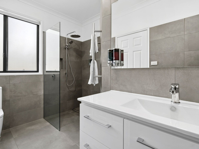 Bathroom 5