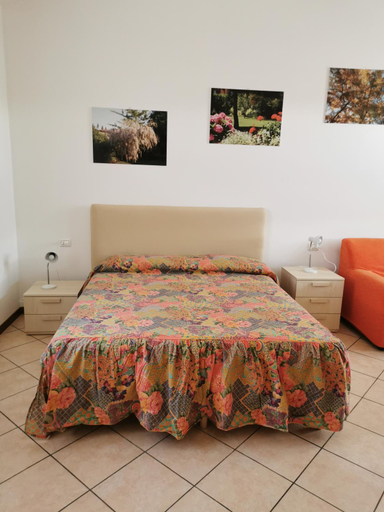 Bedroom 2, B&B La Tamerice, Verona